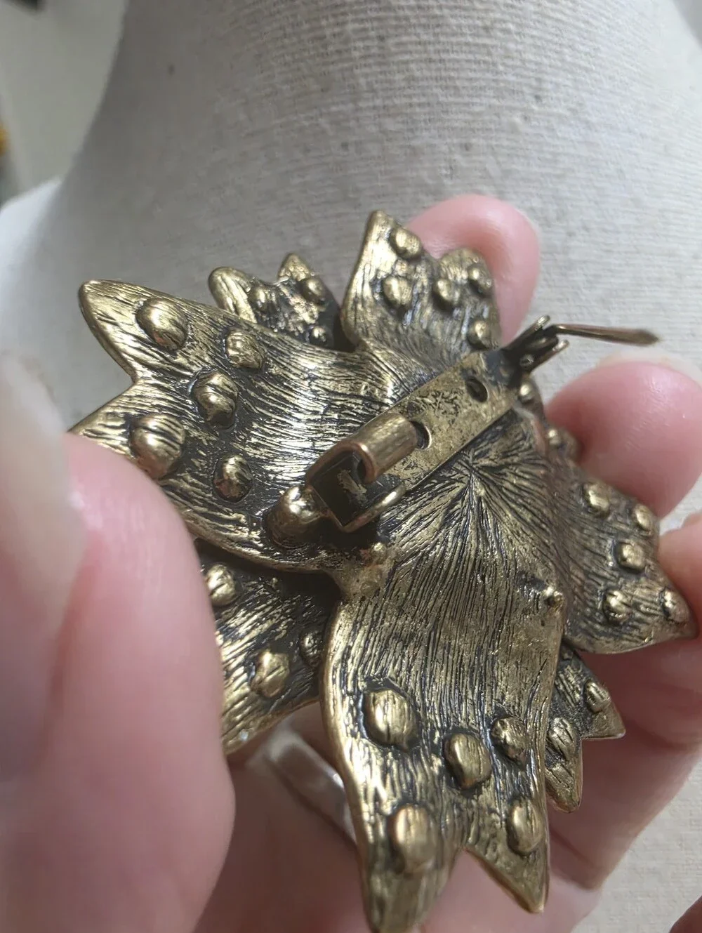 Vintage  Floral  Rhinestone Statement Brooch